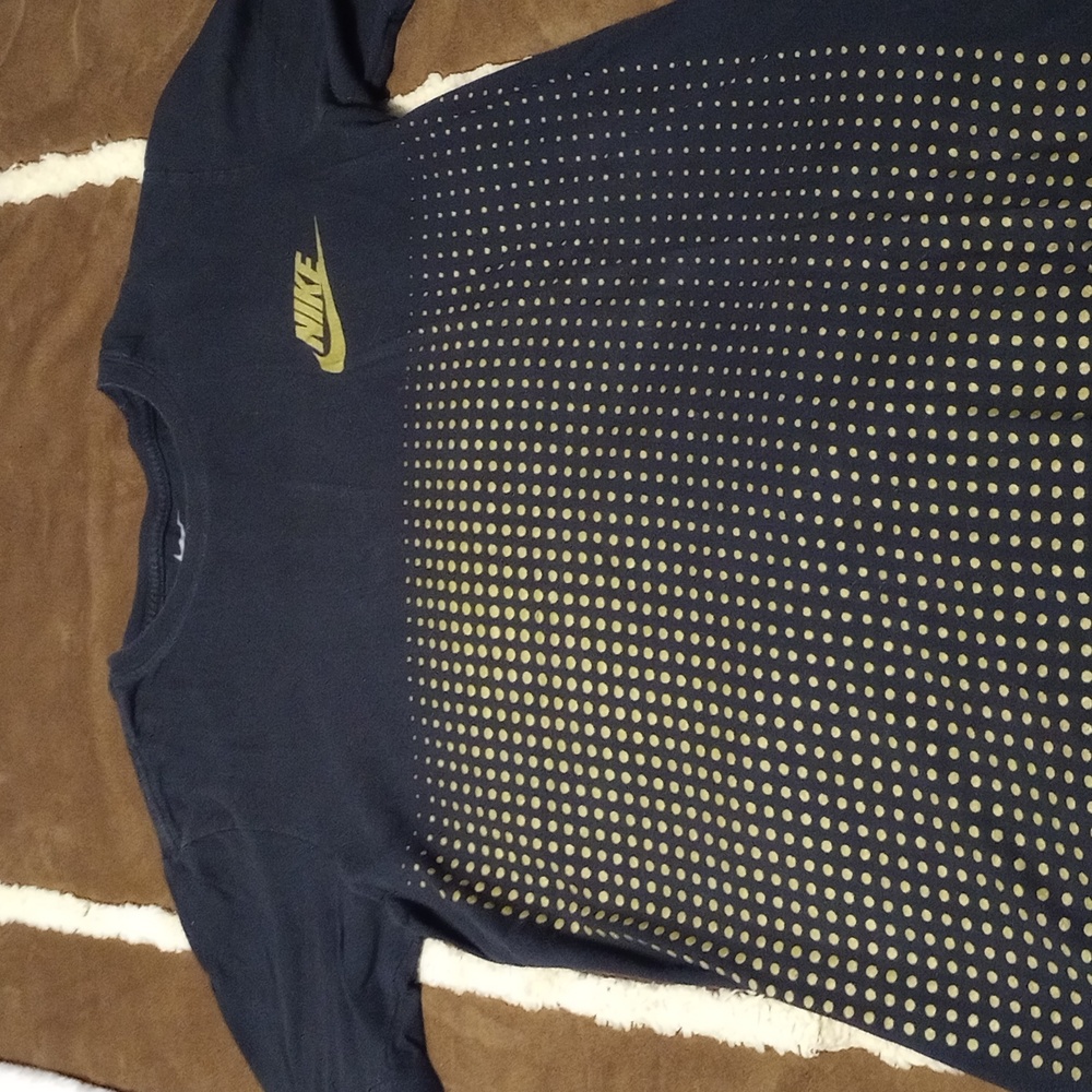 Nike tee